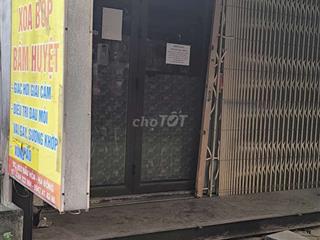 cho thuê nhà tầng một khu tập thể 3 tầng