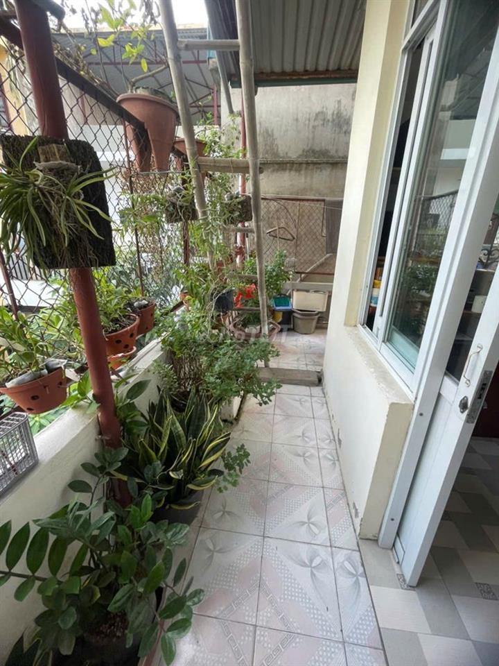 Cho thuê nhà nguyên căn 3 tầng 1 lửng ngõ đối diện Sun G.A Lương Yên