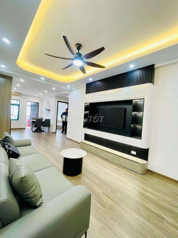 Chính chủ bán gấp căn hộ CT9 Định Công Hoàng Mai 70m2 Sổ lâu dài