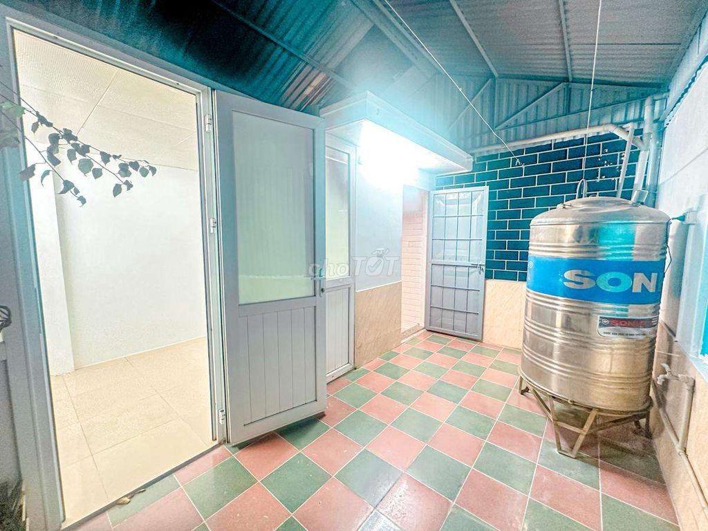 Chính chủ bán gấp nhà ngõ Gốc Đề 30m2 5 tầng 6tỷ3