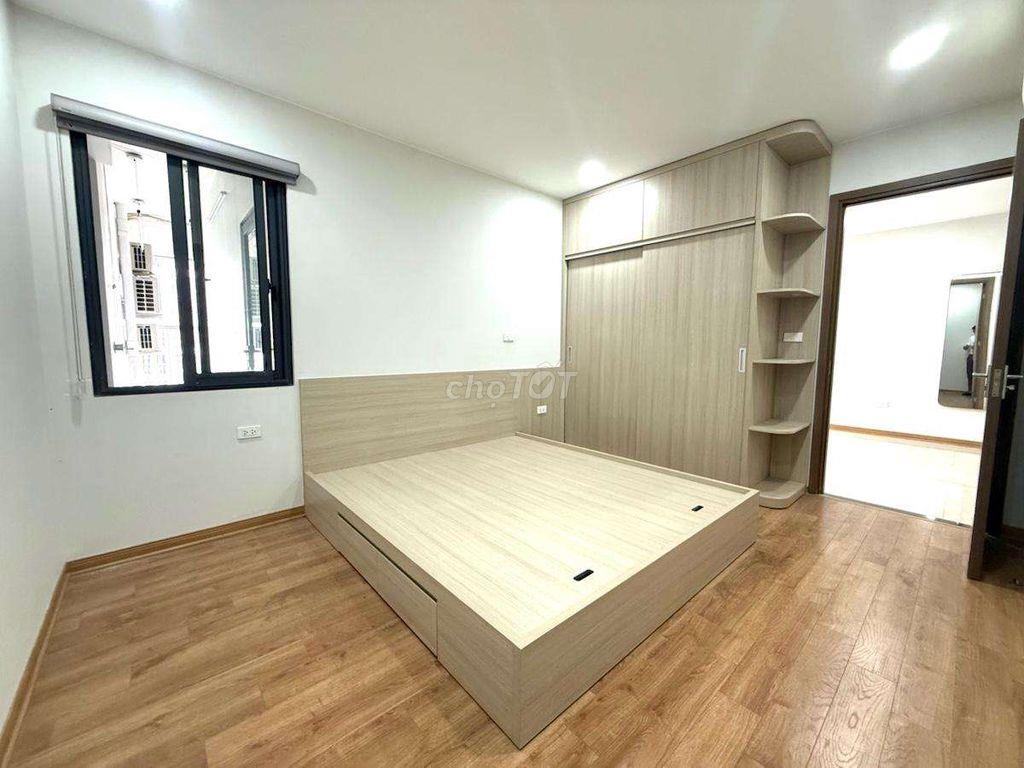 Bán gấp căn 2N2WC Rose Town 79 Ngọc Hồi 