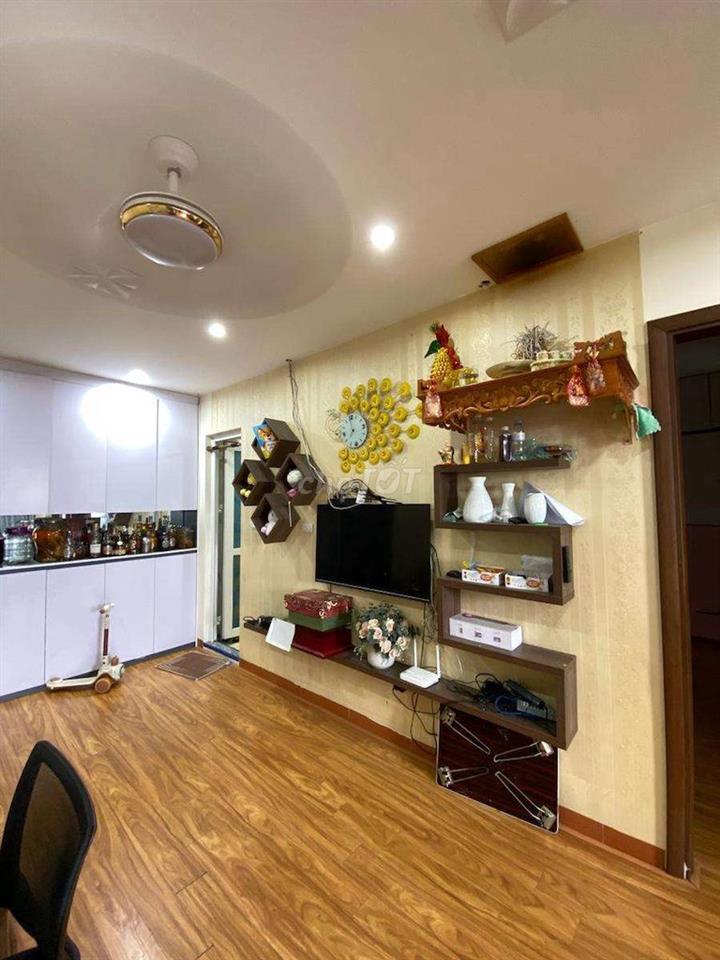 Bán gấp căn hộ 2 phòng ngủ tại 89 Thịnh Liệt Hoàng Mai - Sổ lâu dài