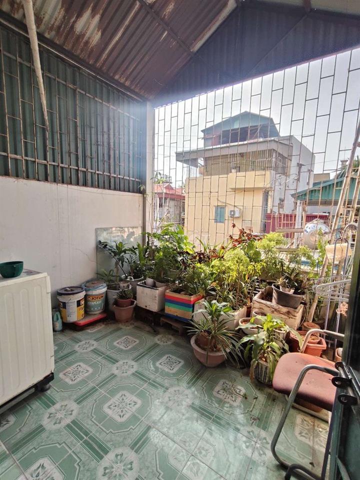 Cho thuê nhà riêng 35m2 4 tầng 5 ngủ tại 282 Kim Giang giá 11 triệu
