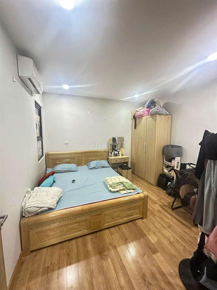 Bán gấp căn hộ 55m2 2 ngủ tại Xuân Mai Complex chỉ nhỉnh 3 tỷ
