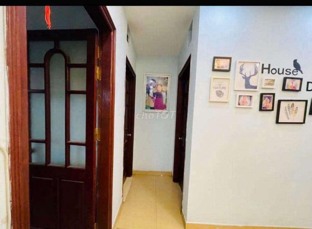 Cần bán gấp căn hộ 3 ngủ tại Khu đô thị Định Công 73m2 chỉ hơn 4 tỷ