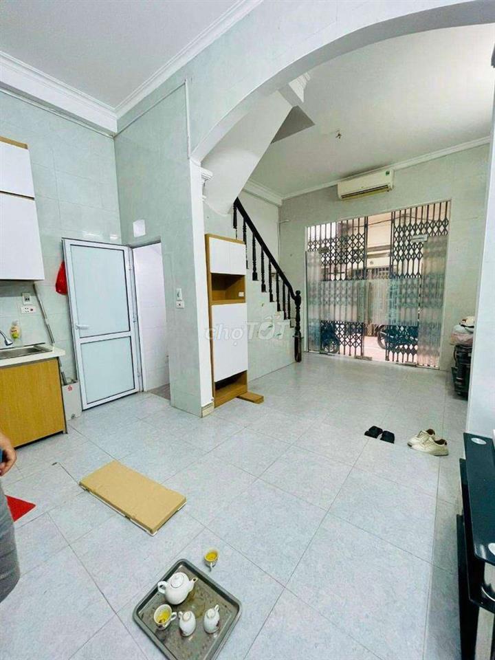 Bán nhà Gốc Đề Minh Khai 28m 4 tầng thoáng 2 mặt chỉ hơn 5 tỷ