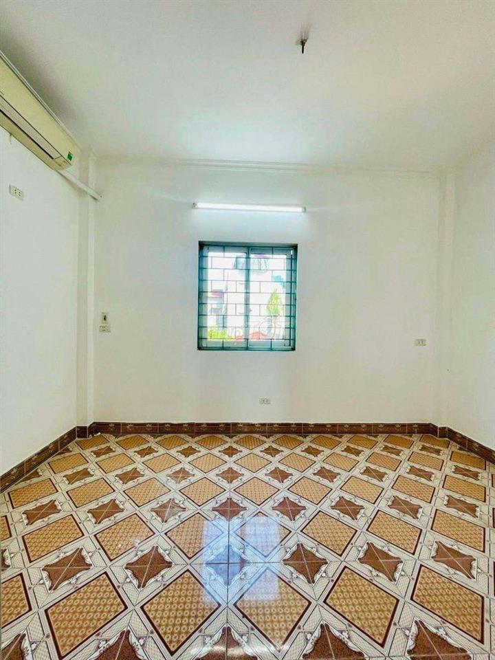 Bán nhà Gốc Đề Minh Khai 28m 4 tầng thoáng 2 mặt chỉ hơn 5 tỷ