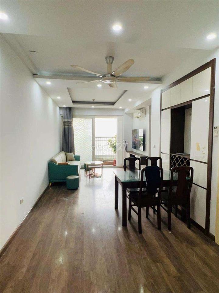 Cần bán gấp căn hộ 2 phòng ngủ 68m2 tại chung cư 349 Vũ Tông Phan