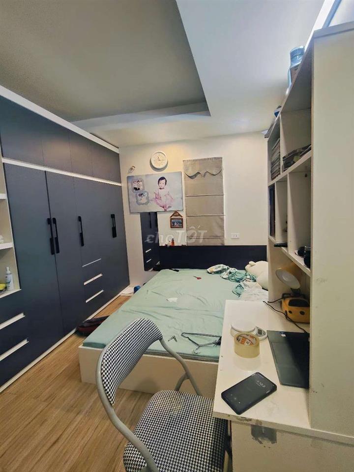 Bán căn hộ chung cư mini sổ chung , 2 ngủ, Hoàng Đạo Thành hơn 2 tỷ