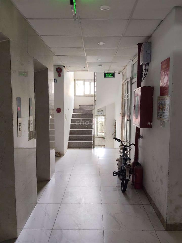 Bán căn hộ chung cư mini sổ chung , 2 ngủ, Hoàng Đạo Thành hơn 2 tỷ