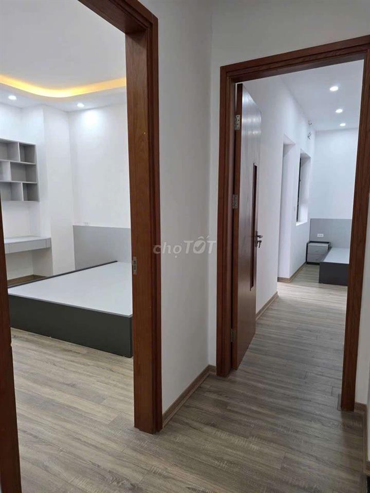 Bán gấp căn góc 75m2 2 ngủ, 2 WC tại Hoàng Đạo Thành, Thanh Xuân