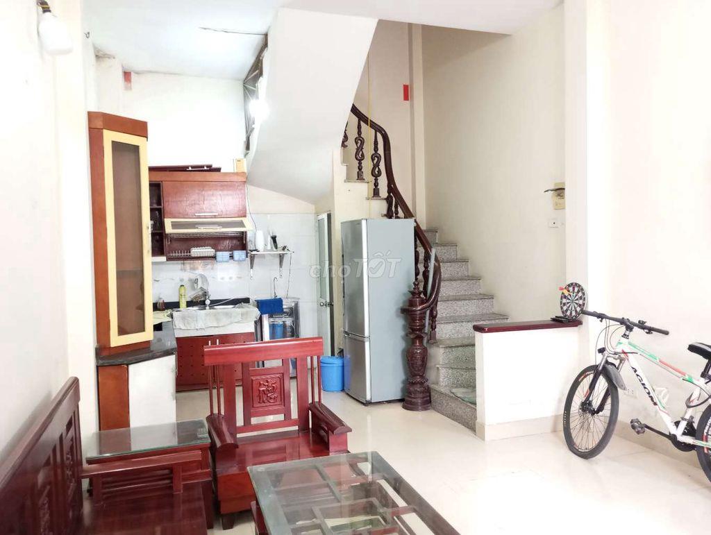 Cho thuê nhà Trần Nguyên Đán FULL NỘI THẤT xách vali vào ở NGAY!