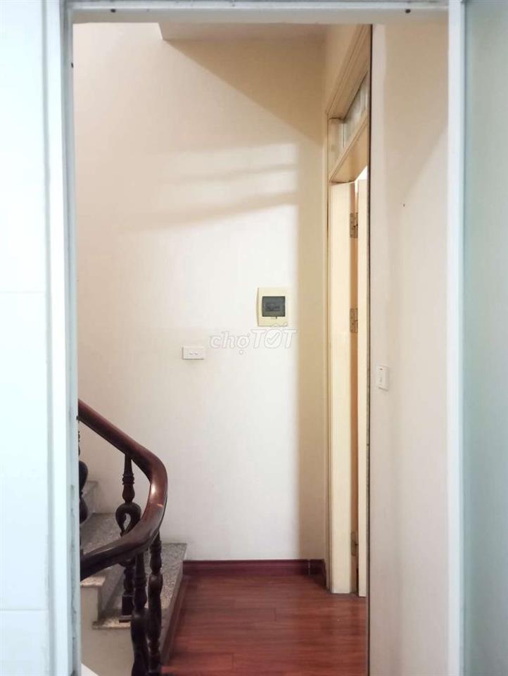 Cho thuê nhà Trần Nguyên Đán FULL NỘI THẤT xách vali vào ở NGAY!