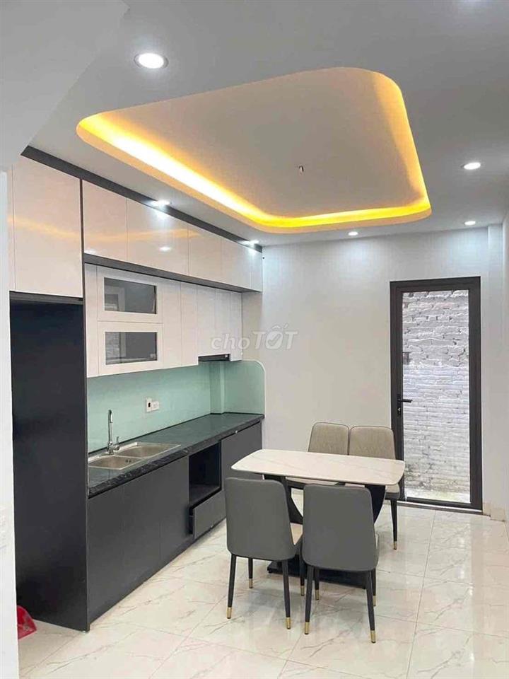 em chính chủ cần cho thuê nhà ở  Thị Trấn quang Minh đồ đạc đã có sẵn
