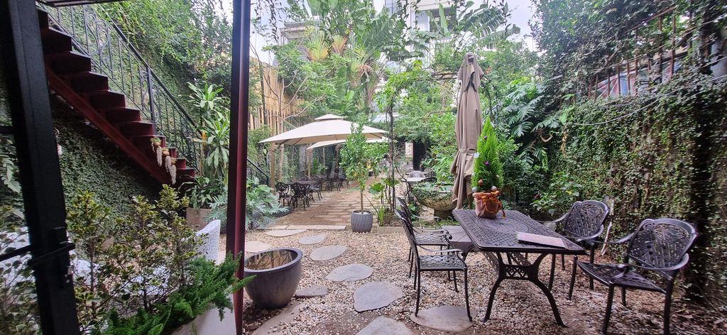 CHO THUÊ NHÀ SÂN VƯỜN RỘNG 450M2 PHÙ HỢP KD VƯỜN BIA