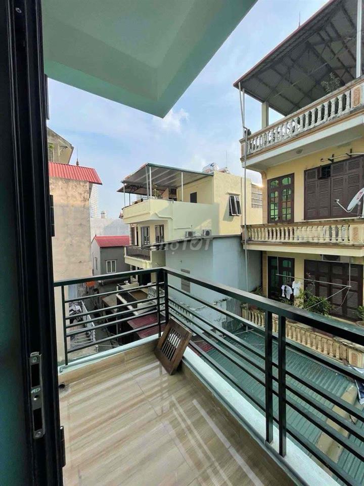 Chuyển công tác cần nhượng phòng ở Phú Thượng