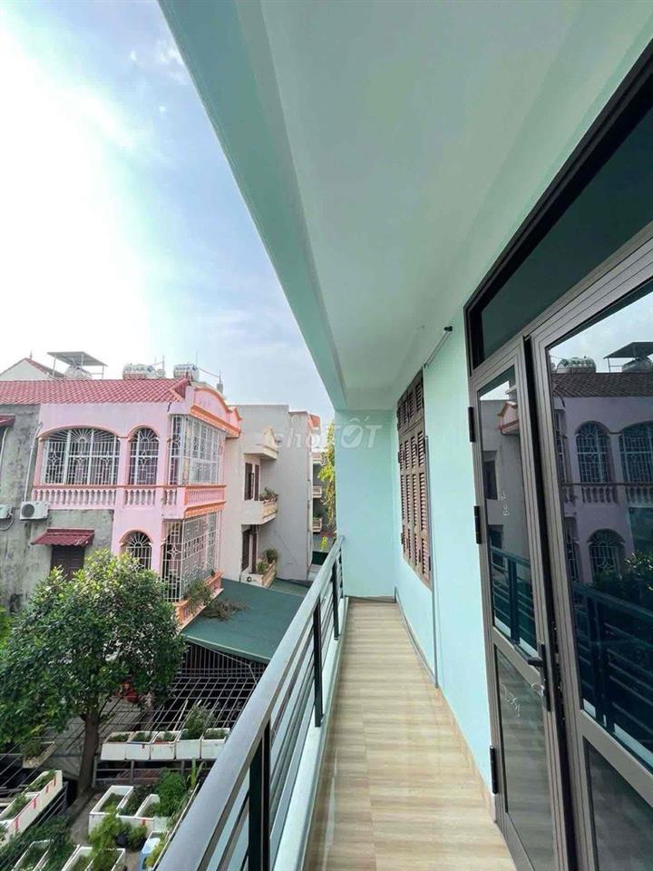 Chuyển công tác cần nhượng phòng ở Phú Thượng