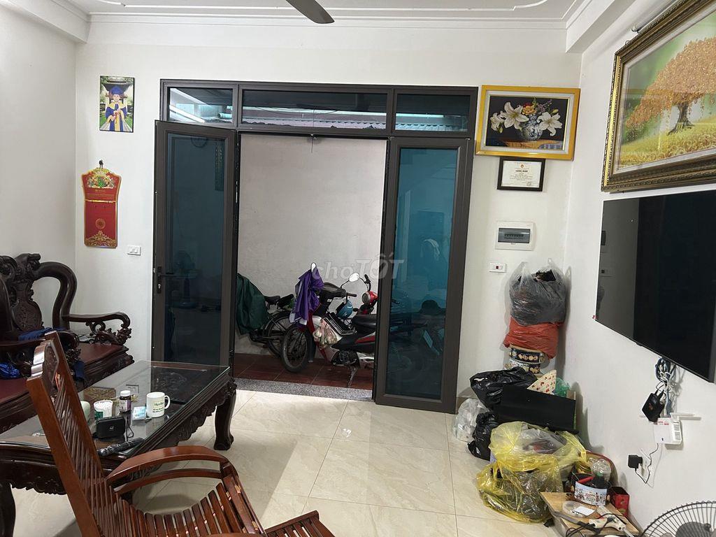 Căn nhà 3 tầng 50m2 tại Thượng Đình, xã Thường Tín giá 4.85 tỷ 