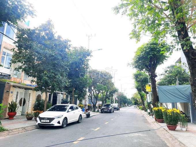 Chính chủ bán lô biệt thự ngang 7m, sát biển