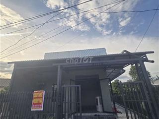 Cho thuê phòng trọ cách Bà Nà 3 km có gác lửng phụ nội thất