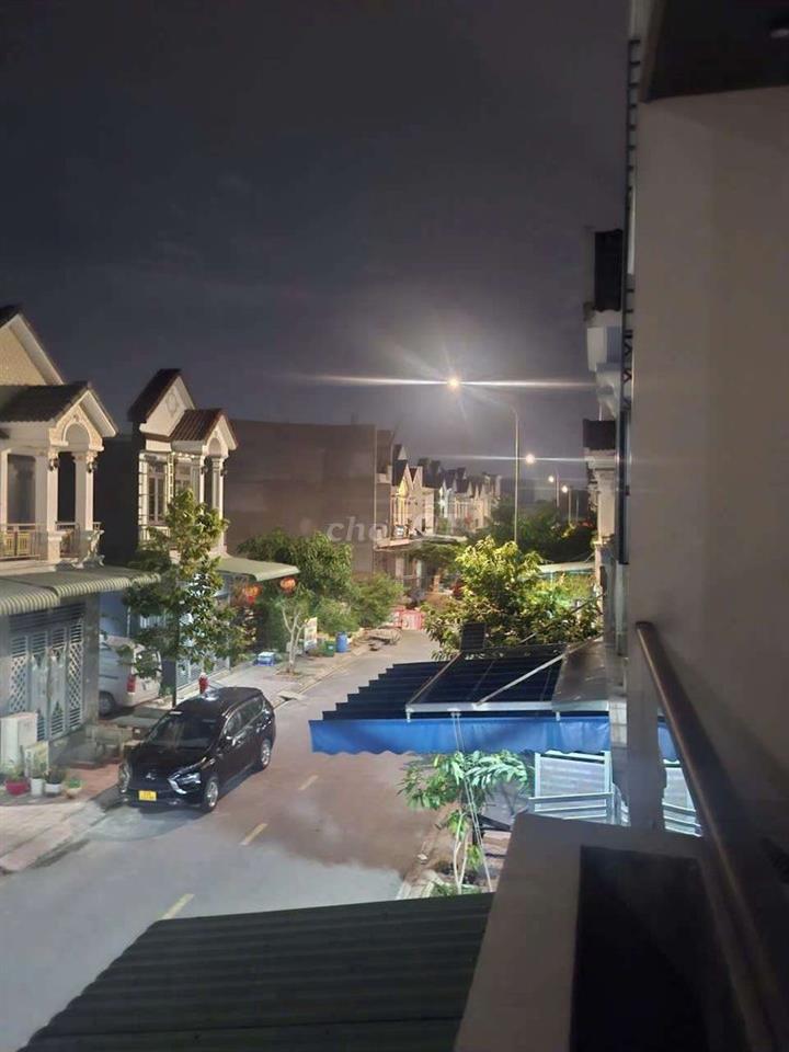 nhà sr an phú hcm