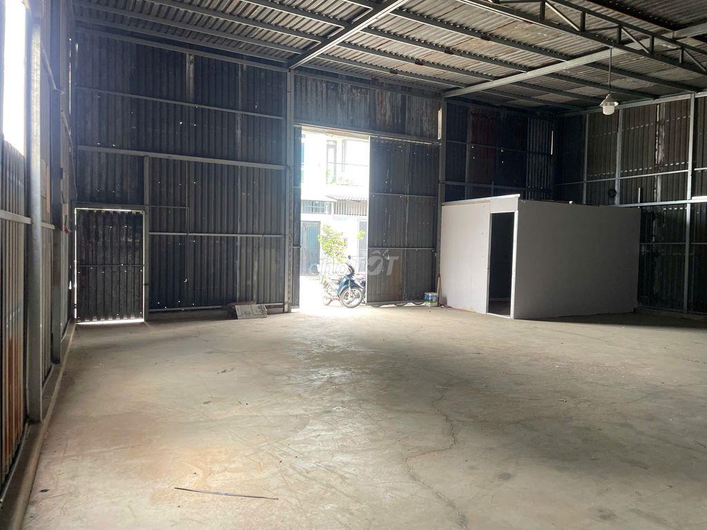 Cho thuê kho Ngô Chí Quốc, 200m2, giá 12tr/ tháng