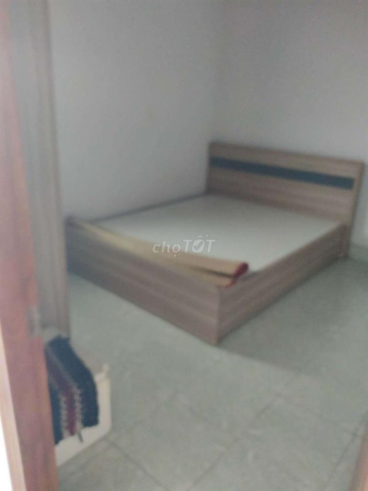 về quê cần bán nhà