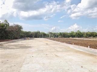 Đất nền P. Bình Lộc Đường bê tông rộng 16m với 135m2 thổ cư sổ riêng