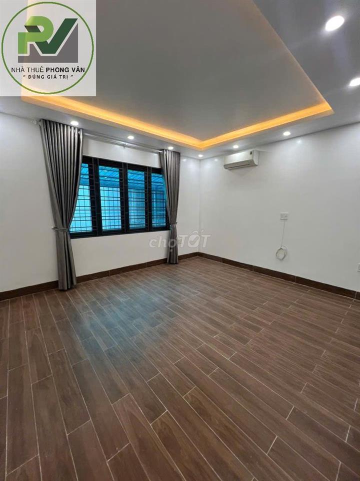 Cho thuê nhà mặt đường Quán Nam