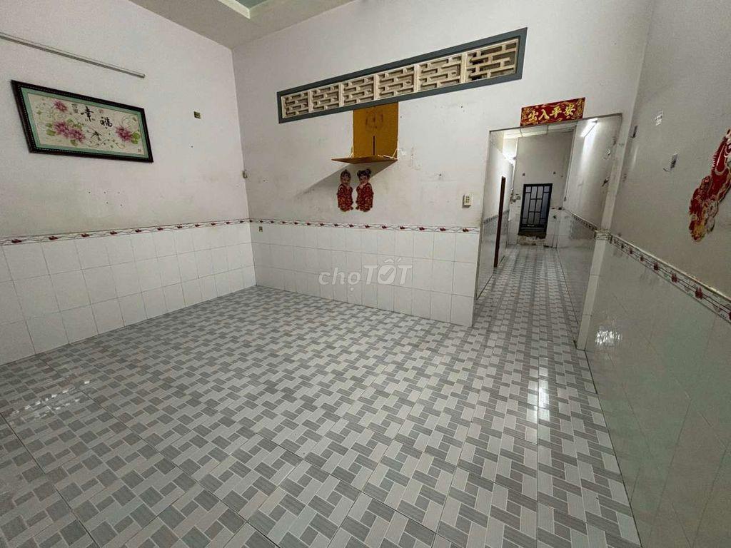 Nhà cho thuê nguyên căn gần chợ Hưng Long