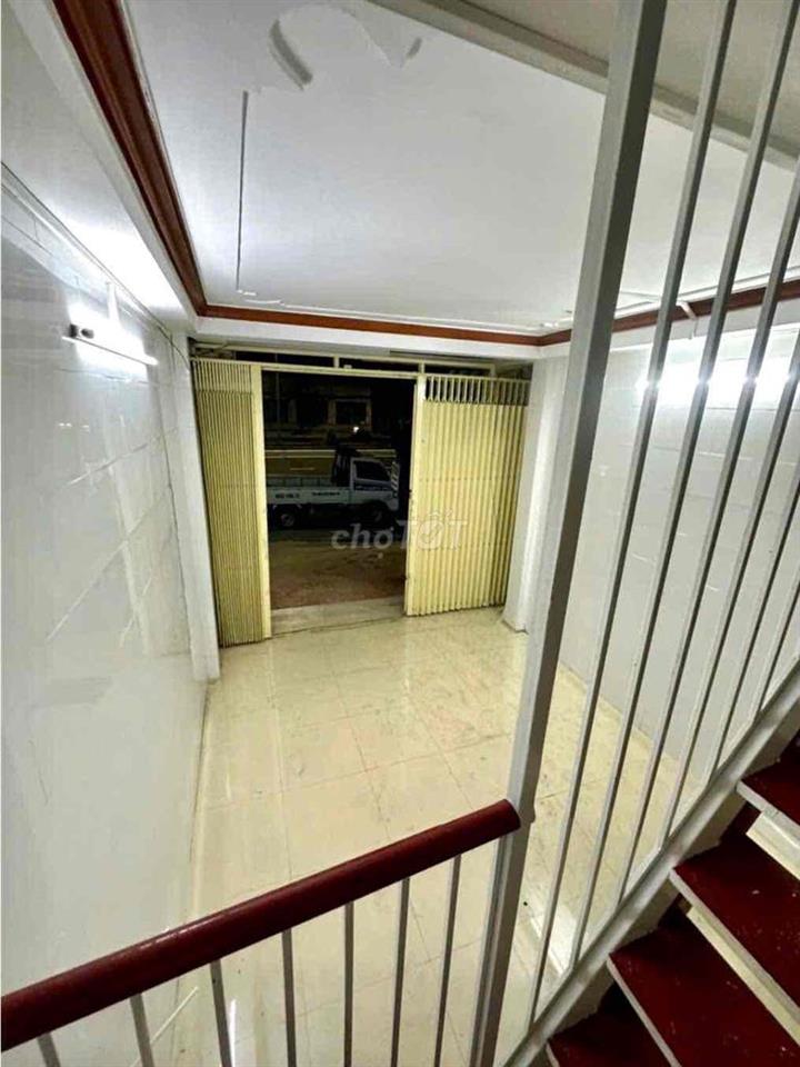❇️ Cho thuê Nhà 2 lầu Mặt tiền Đường 30-4 - Cần Thơ