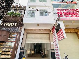 Nhà 1 Trệt 03 Lầu - Mặt Tiền đường Trần Hưng Đạo , Ninh Kiều , Cần Thơ