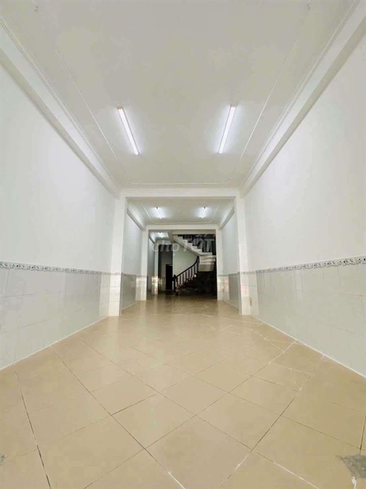 Nhà 1 Trệt 03 Lầu - Mặt Tiền đường Trần Hưng Đạo , Ninh Kiều , Cần Thơ