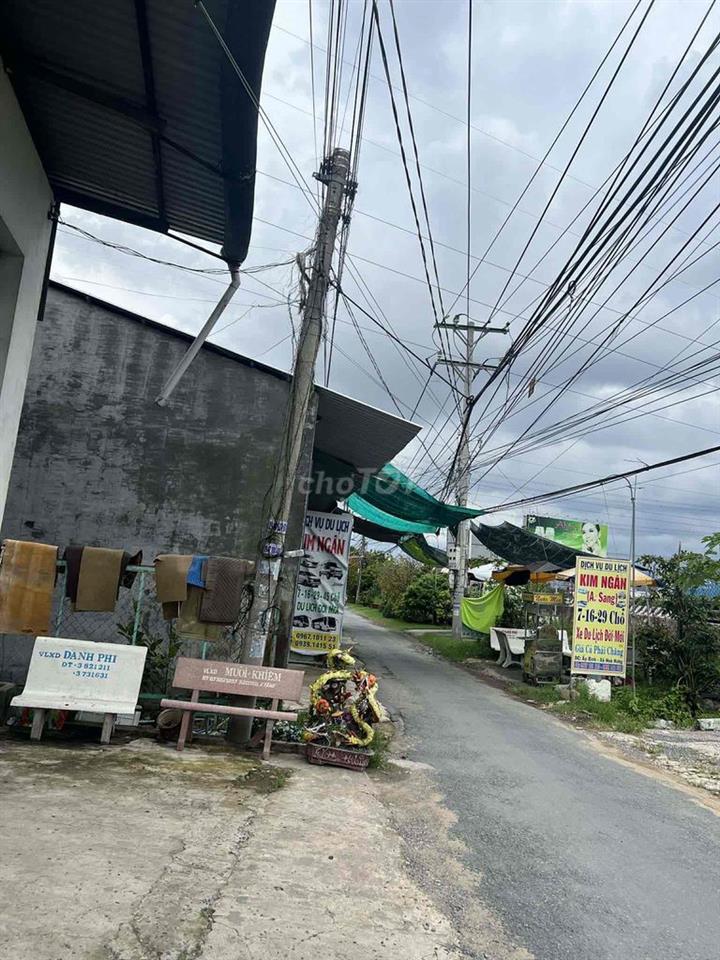 Chính chủ cần bán căn nhà tại Trạm thu phí cũ Mỹ Thuận
