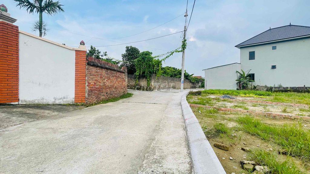 Đất đẹp F0 chia lô từ 750tr thổ cư tại Hiệp Hoà Bắc Giang