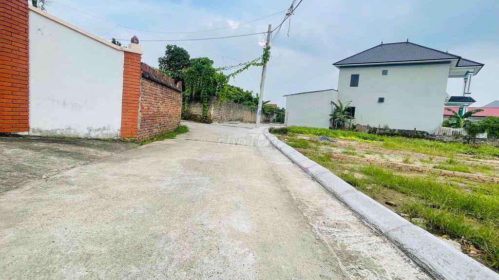 Đất đẹp F0 chia lô từ 750tr thổ cư tại Hiệp Hoà Bắc Giang