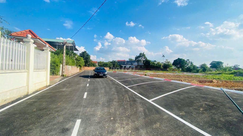 Đất đẹp 100m2 Phú Thịnh, Kim Anh giáp TL35. Đường thông 5m. Nhỉnh 2 tỷ