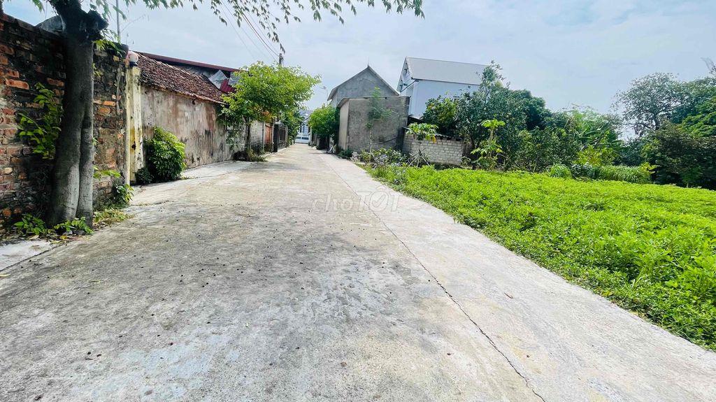 NHÀ 2 TẦNG – 230M² THỔ CƯ –3 PHÒNG NGỦ.XUÂN CẨM– NHÀ CÒN MỚI, Ở NGAY!