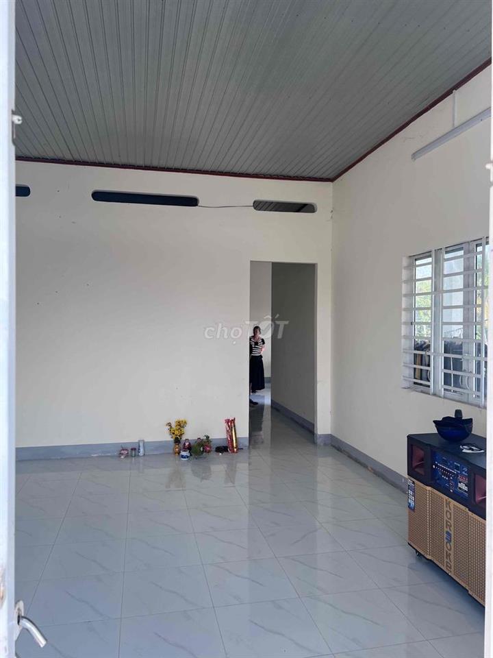 Bán Nhà Full Thổ Vị Trí Đẹp