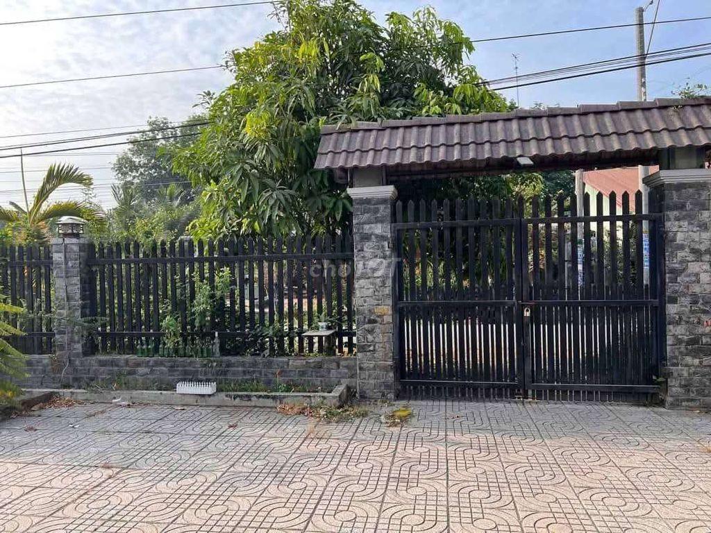 Cho thuê nhà nguyên căn 342m2 cạnh khu công nghiệp phước đông