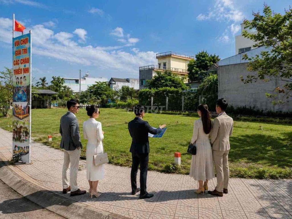 BÁN LÔ ĐẤT KINH DOANH HAI MẶT TIỀN NGAY CHỢ ĐỨC NHUẬN