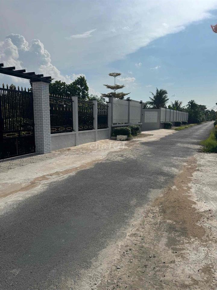 nhà đường nhựa xã phú quới vĩnh long