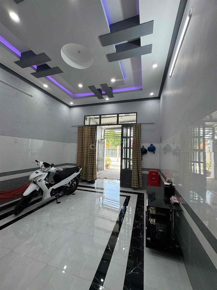 nhà đường nhựa xã phú quới vĩnh long