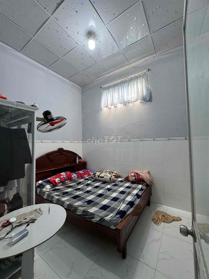 nhà đường nhựa xã phú quới vĩnh long