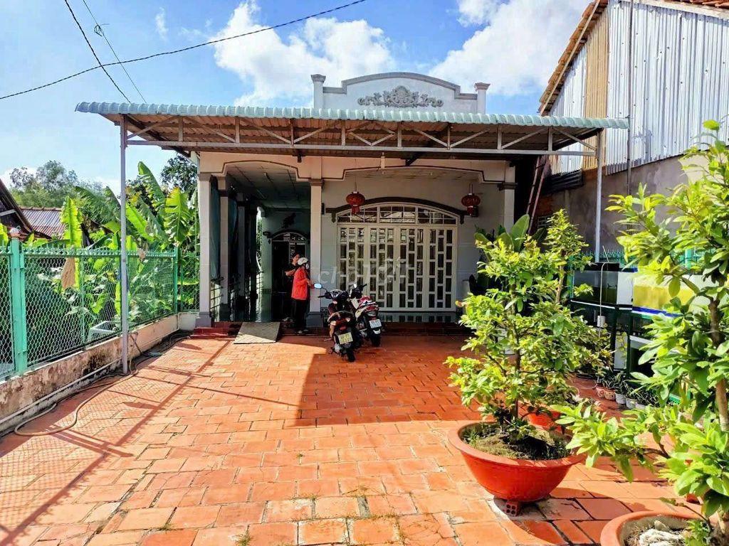 chính chủ cần bán nhà đất full thổ