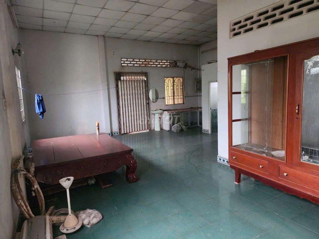 chính chủ cần bán nhà đất full thổ