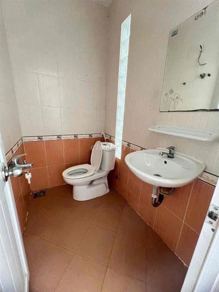 Q11 351 LÊ ĐẠI HÀNH 3PN 3X16
