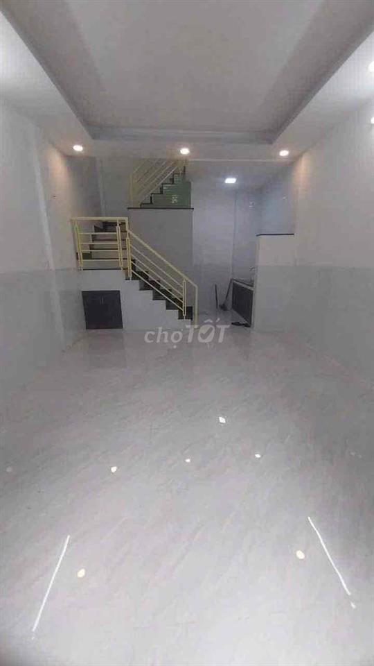 Lý Nam Đế Q11 Hẻm Xe Hơi