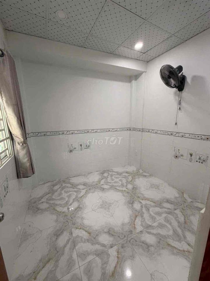 CĂN GÓC 2 MẶT HẺM - Q11 2PN