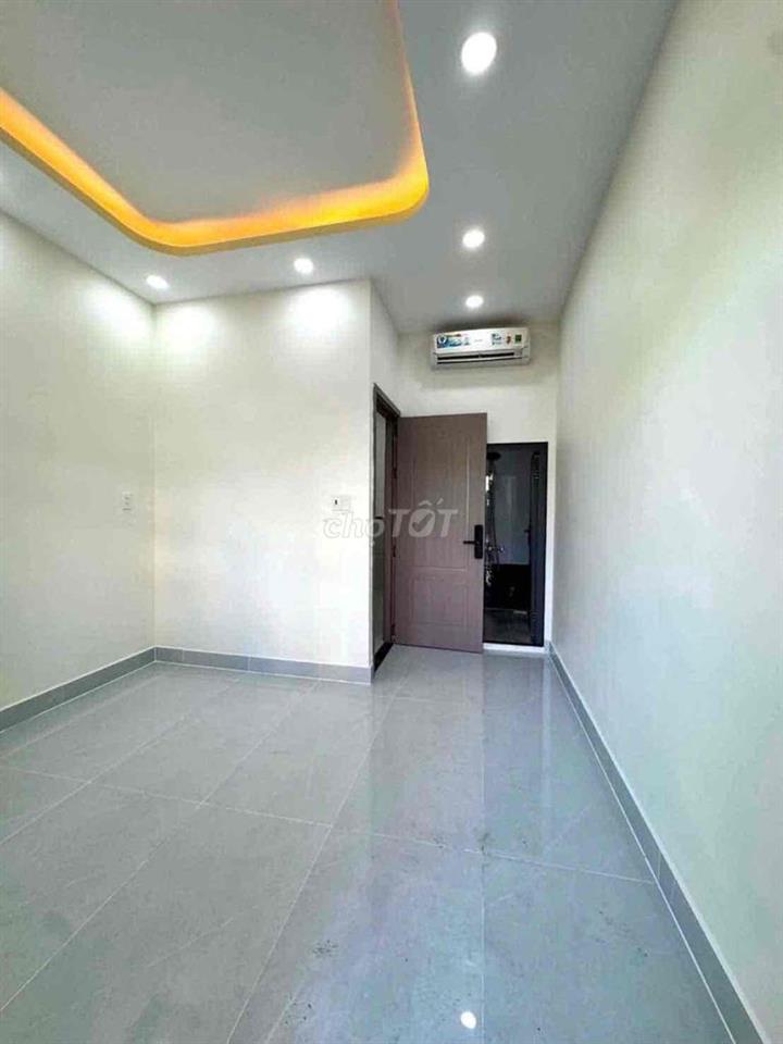 MẶT TIỀN LẠC LONG QUÂN 3,2X22 4Pn 4wc
